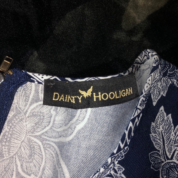 Dainty hooligan navy and white floral smock dress - Picture 2 of 4